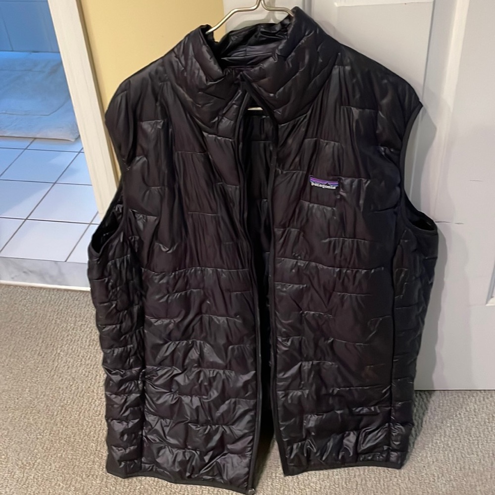 Men’s Patagonia micro puff vest, xxl, blk, gently worn